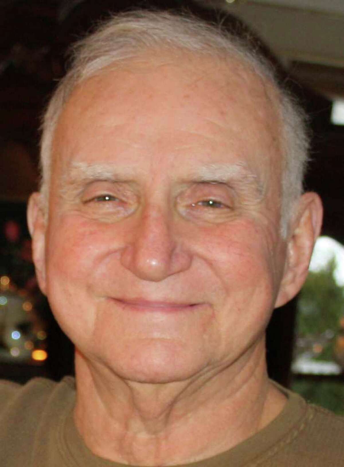 Robert L. Zmarzlak