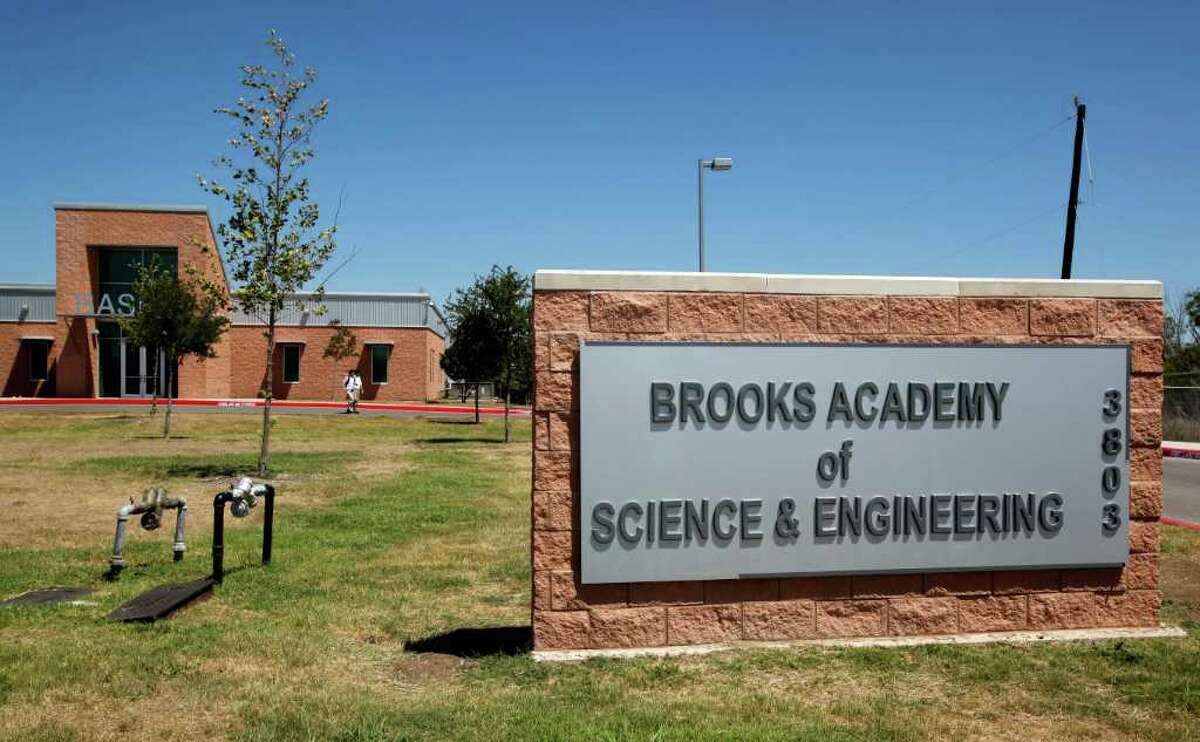 The Brooks Academy of Science and Engineering, seen in this Wednesday, Aug. 24, 2011 photo, was built on former Brooks Air Force Base land as part of the Brooks City-Base redevelopment plan. (William Luther/wluther@express-news.net)