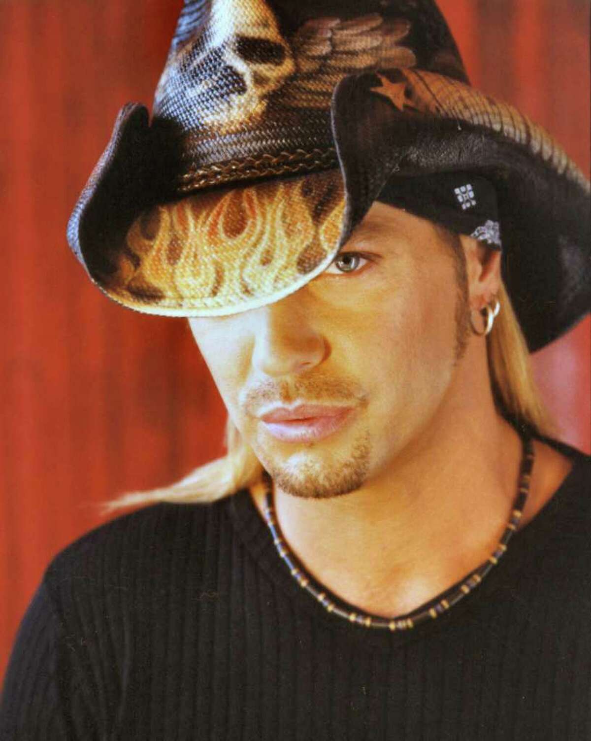 Poison S Bret Michaels Brings Solo Show To Ridgefield
