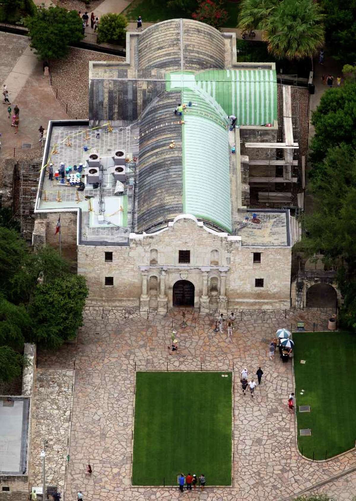This summer, workers at the Alamo applied an acrylic waterproofing product called Hydro-Stop to the vaulted portion of roof's exterior to control leaks. An engineer's report called water intrusion the "single largest threat to the continued viability of the Alamo structure."