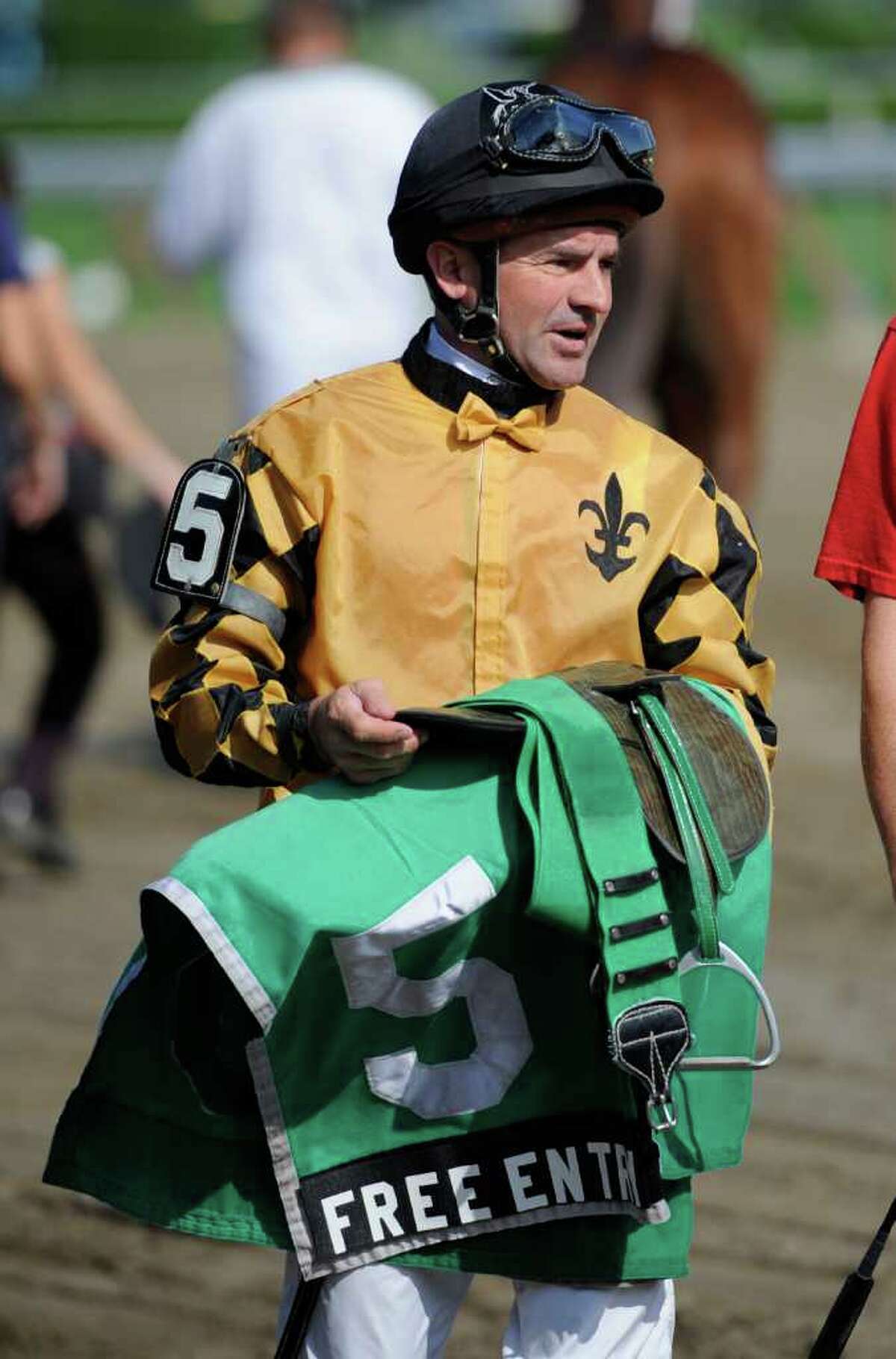 Vet jockey pleads guilty in car case