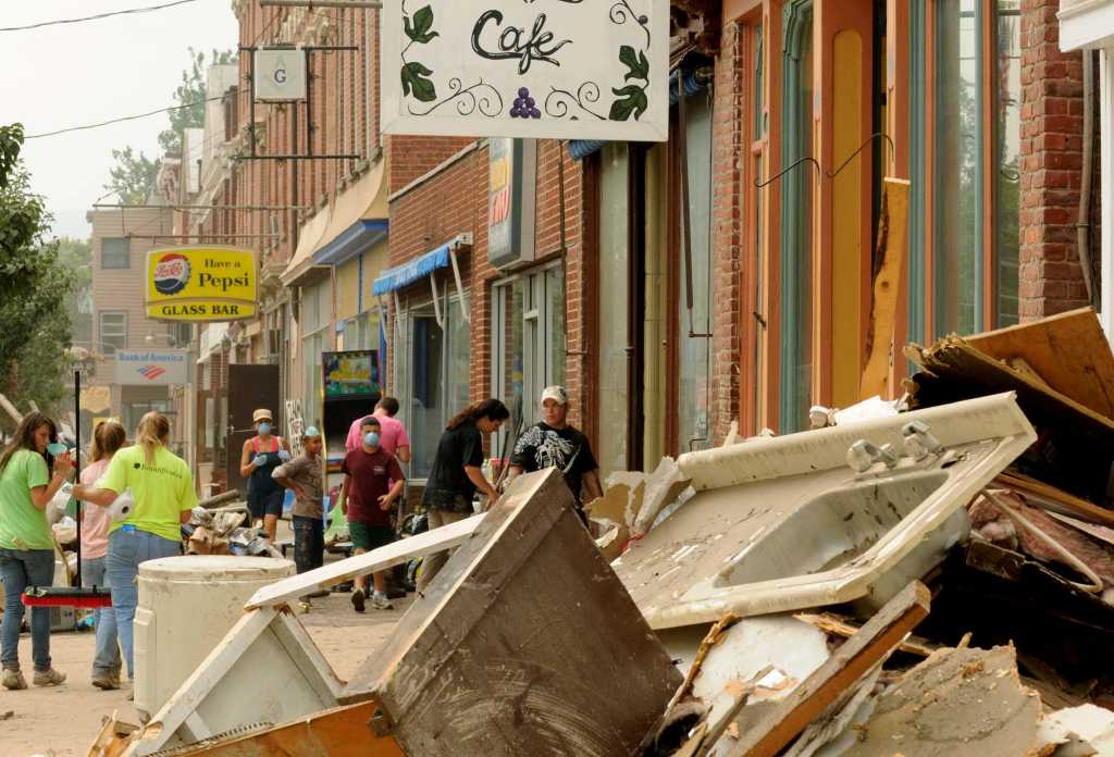 Irene strikes Capital Region