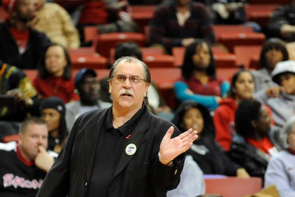 Lamar women's basketball coach Larry Tidwell