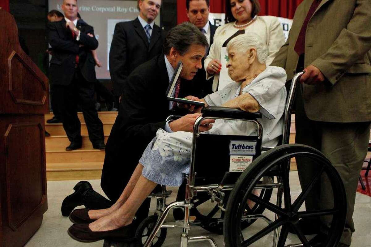 Cisneros family donates Texas Medal of Honor to Edgewood