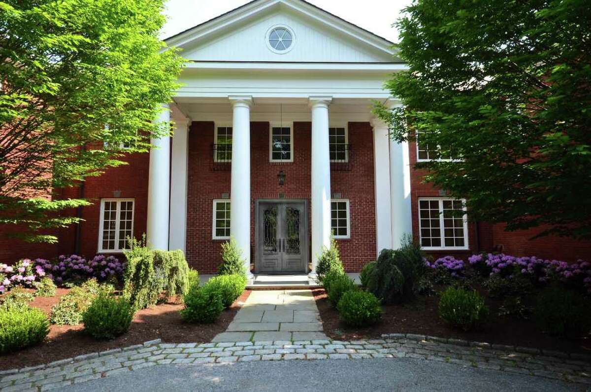 Halstead lists remarkable estate in Darien