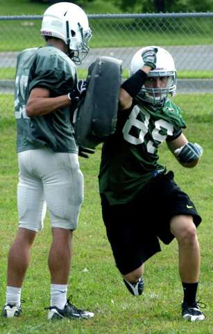 Green Wave Football New Milford Spectrum
