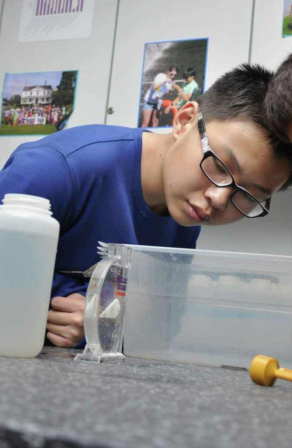 scofield-chinese-students-get-feet-wet-in-water-testing-project