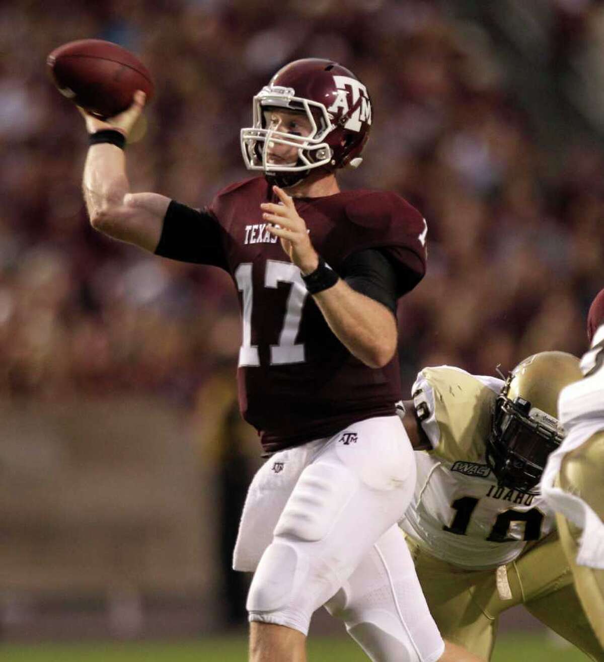 A&M starts last Big 12 season in style