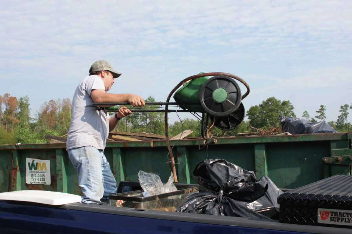 Locals team up for Hardin County CleanUp