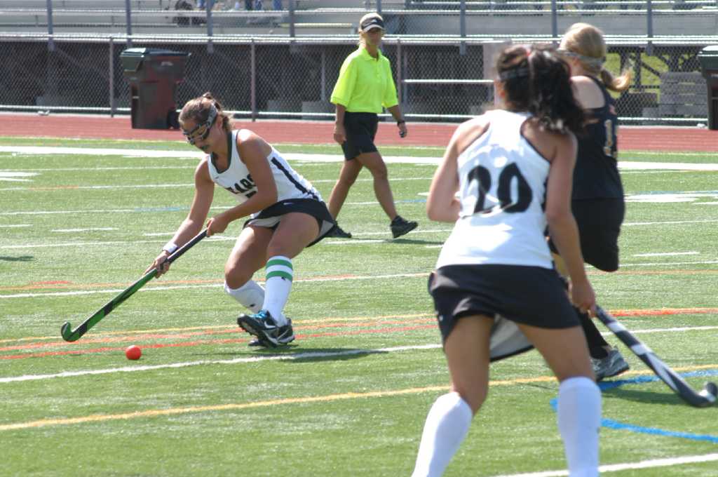Norwalk field hockey holds on late for win