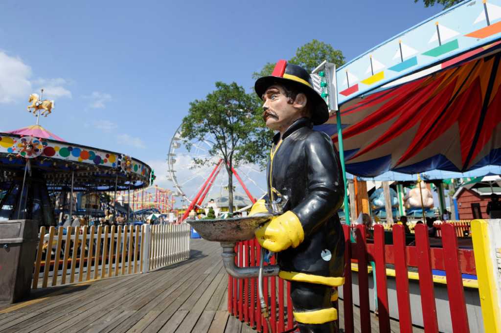 Westchester exec says closing Playland an option ...