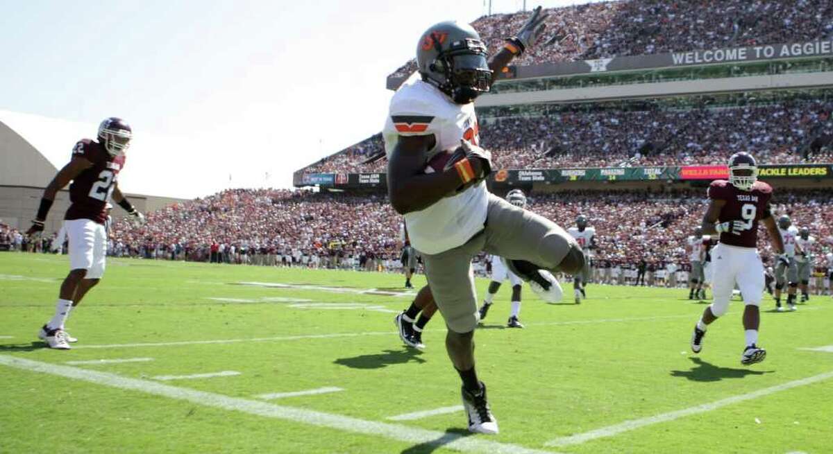 A&M lets lead slip away in 3029 loss to Oklahoma State