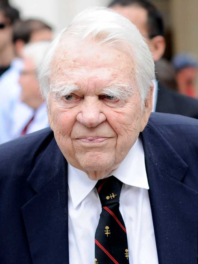 Andy Rooney Exiting 60 Minutes Sunday