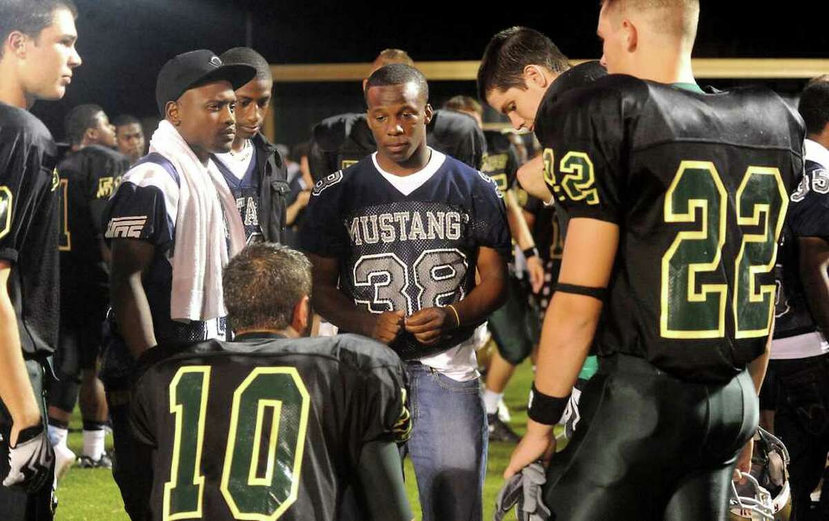 Reporters debate on Port Arthur Memorial, North Shore football game