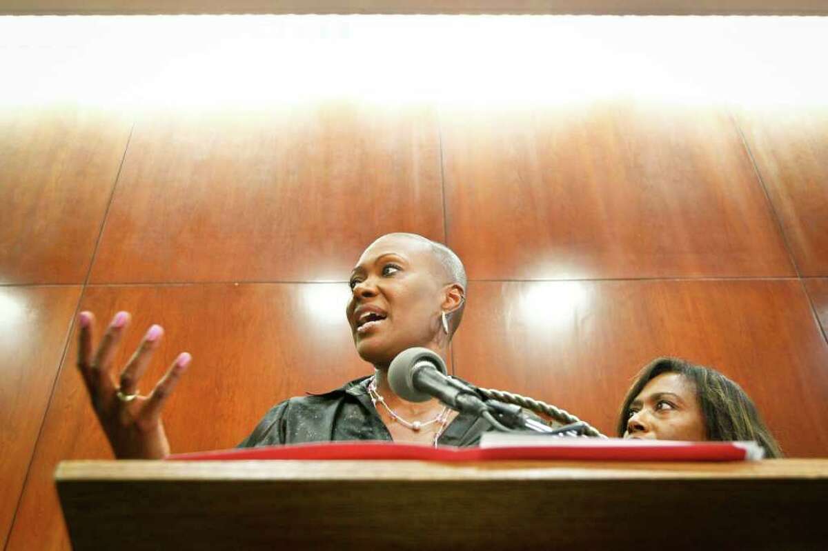 Jolanda Jones claims exoneration after ethics probe Jolanda Jones claims exoneration after ethics probe