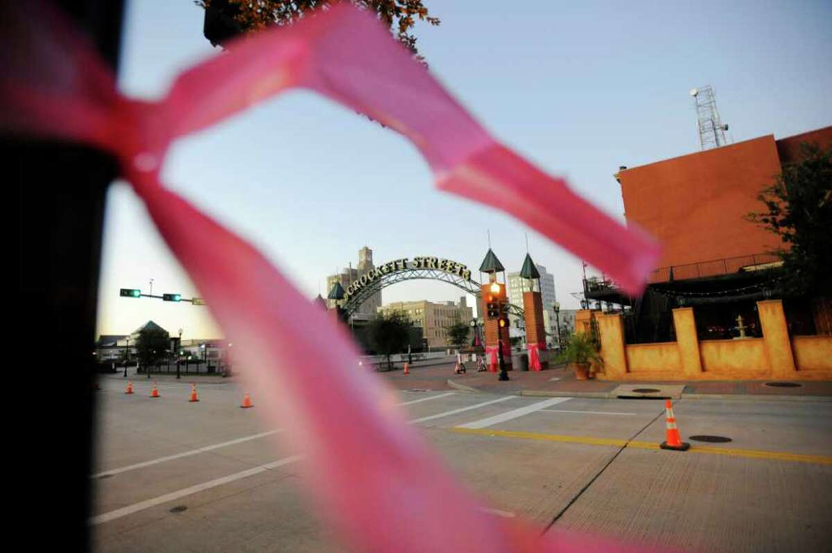 Social scenes from Putting on the Pink 2011