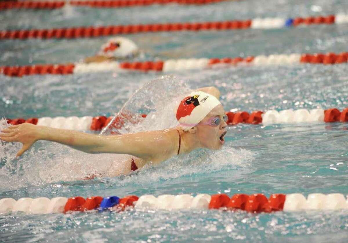 Well-rested Greenwich swims past Ridgefield