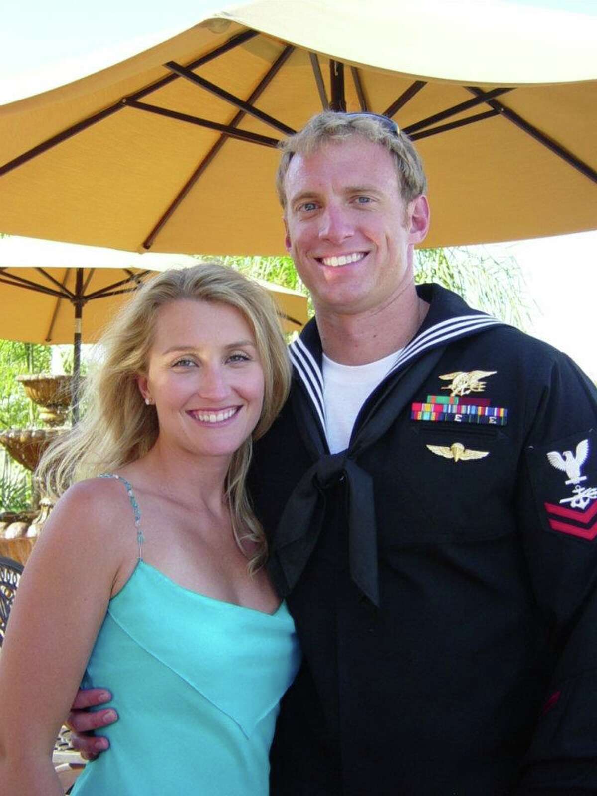 Navy Seal Widow Searches For Husbands Ring On Facebook