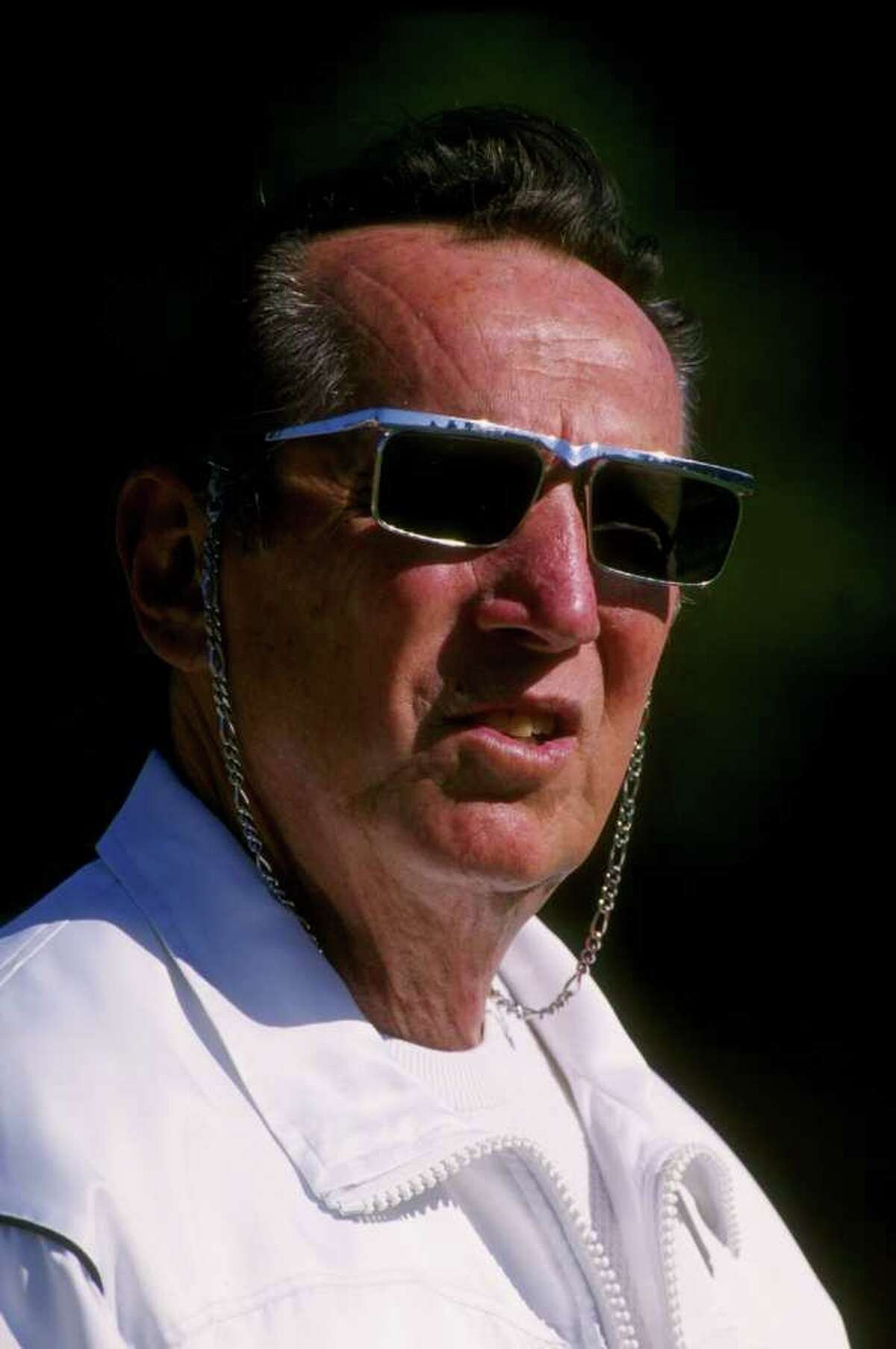 Raiders owner Al Davis, 82, remembered as an innovator, renegade