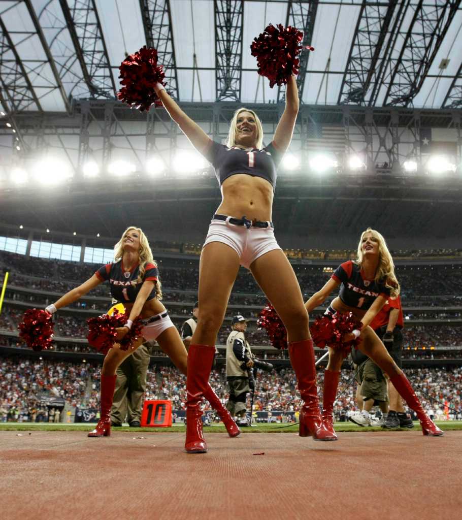 2011 Atlanta Falcons Cheerleaders Studio Shots, Natalie D. …