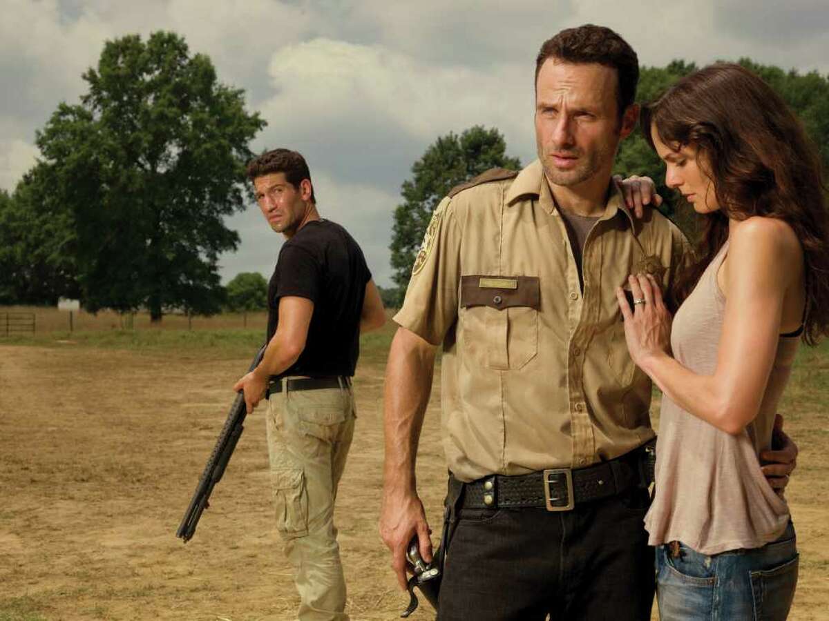 5 Reasons To Watch Amc S The Walking Dead