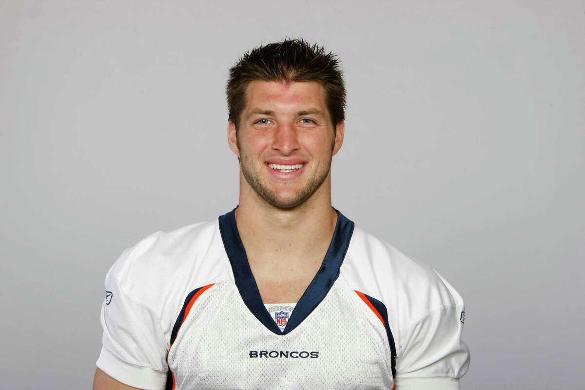 Tim Tebow runs for a score in Eagles' victory over Colts – The Denver Post