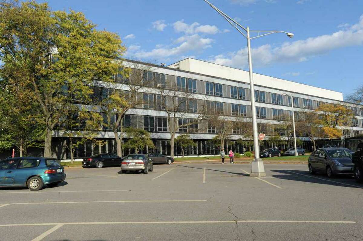 Plan calls for relocating Albany High to Harriman Campus