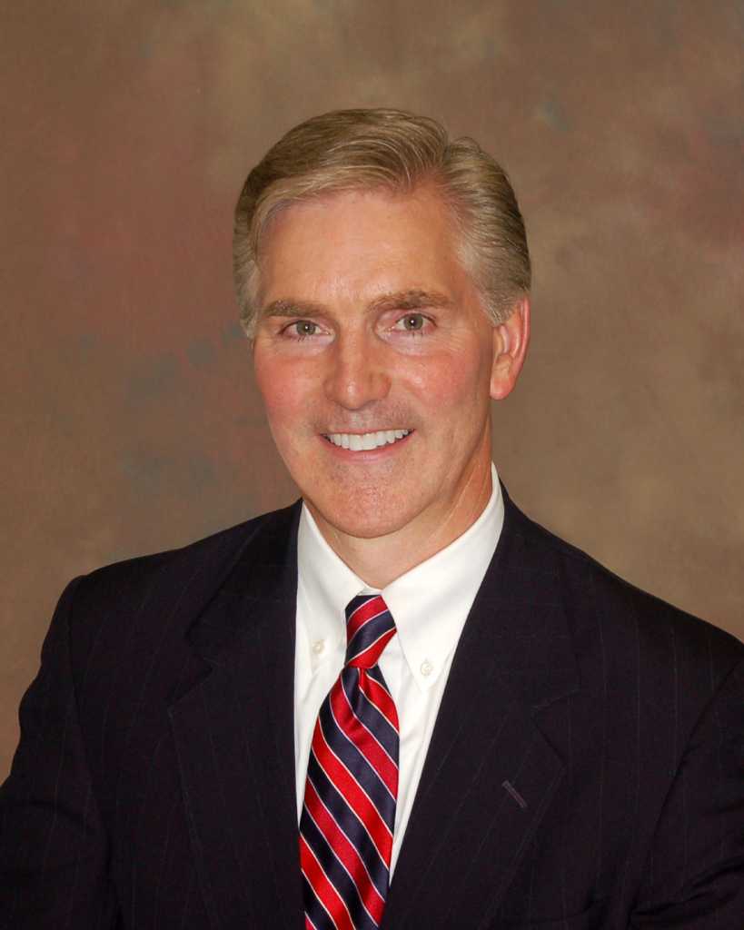 Uncontested Easton first selectman responds to criticism