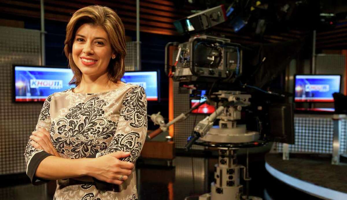 Nick de la Torre : sTAFF HAPPY TO BE HERE: Lisa Hernandez, KHOU's newest anchor, says she's excited to land an anchor job in a top 10 market.