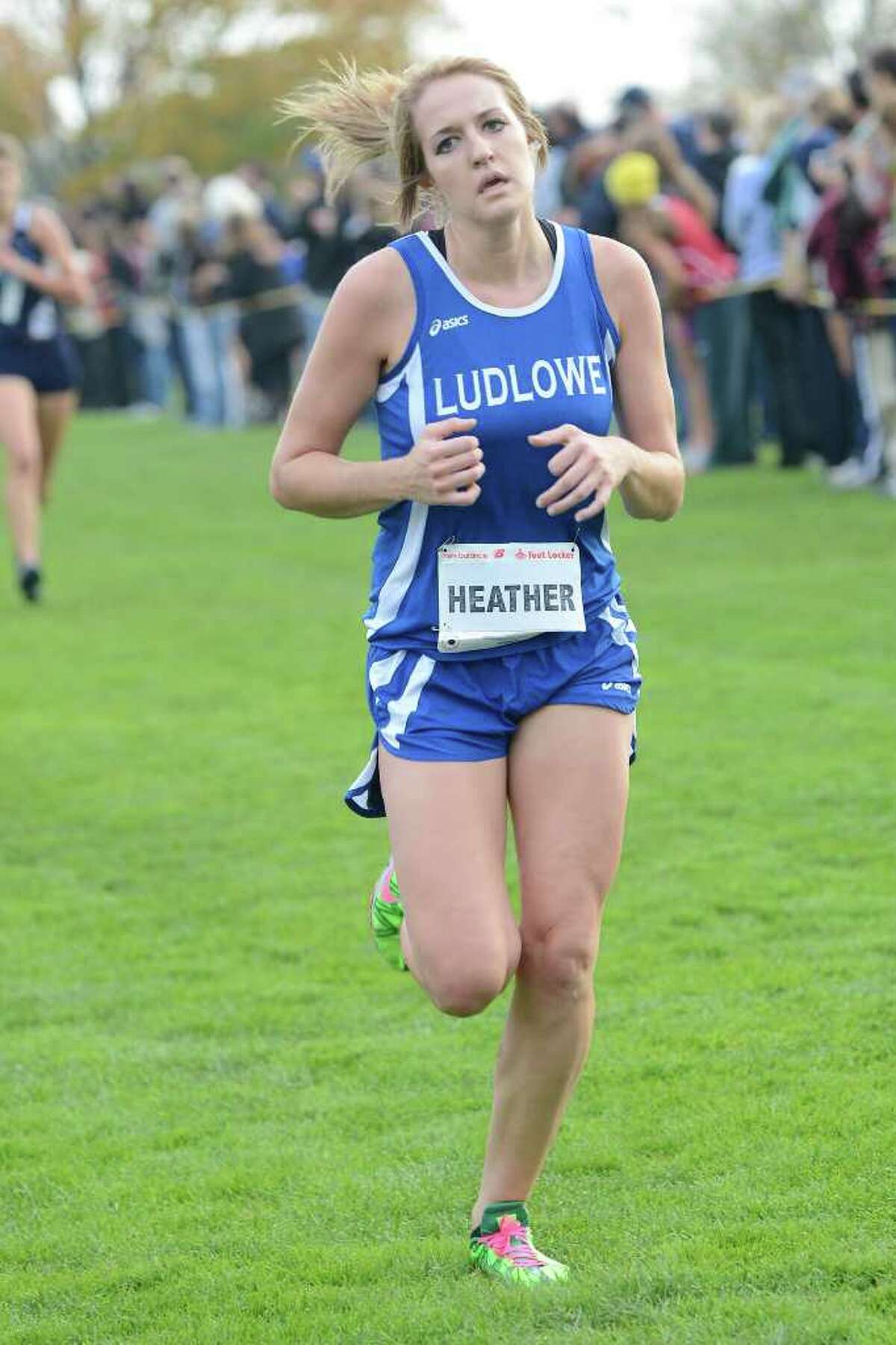 Danbury boys edge Darien for FCIAC cross country title