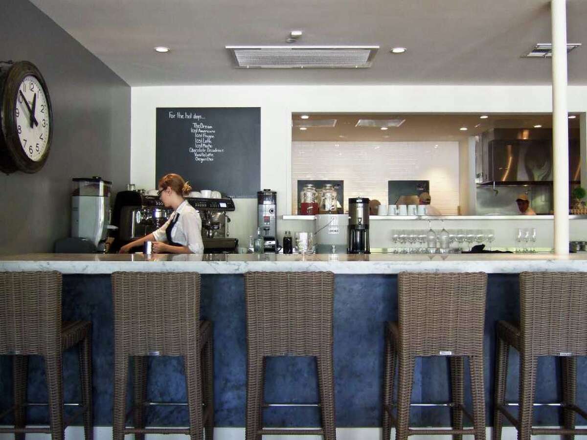 The curious case of Tiny Boxwoods' huge following