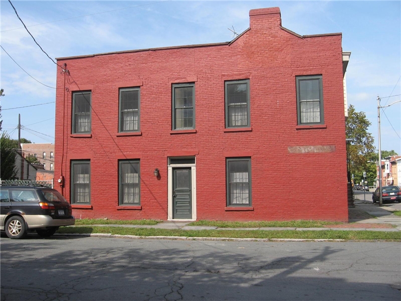 House of the Week A tavern in Troy