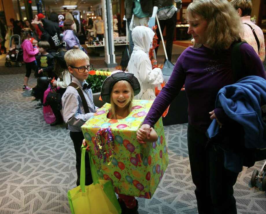 Faced with postponing Halloween, some residents defiant Connecticut Post Faced with postponing Halloween, some residents defiant Connecticut Post
