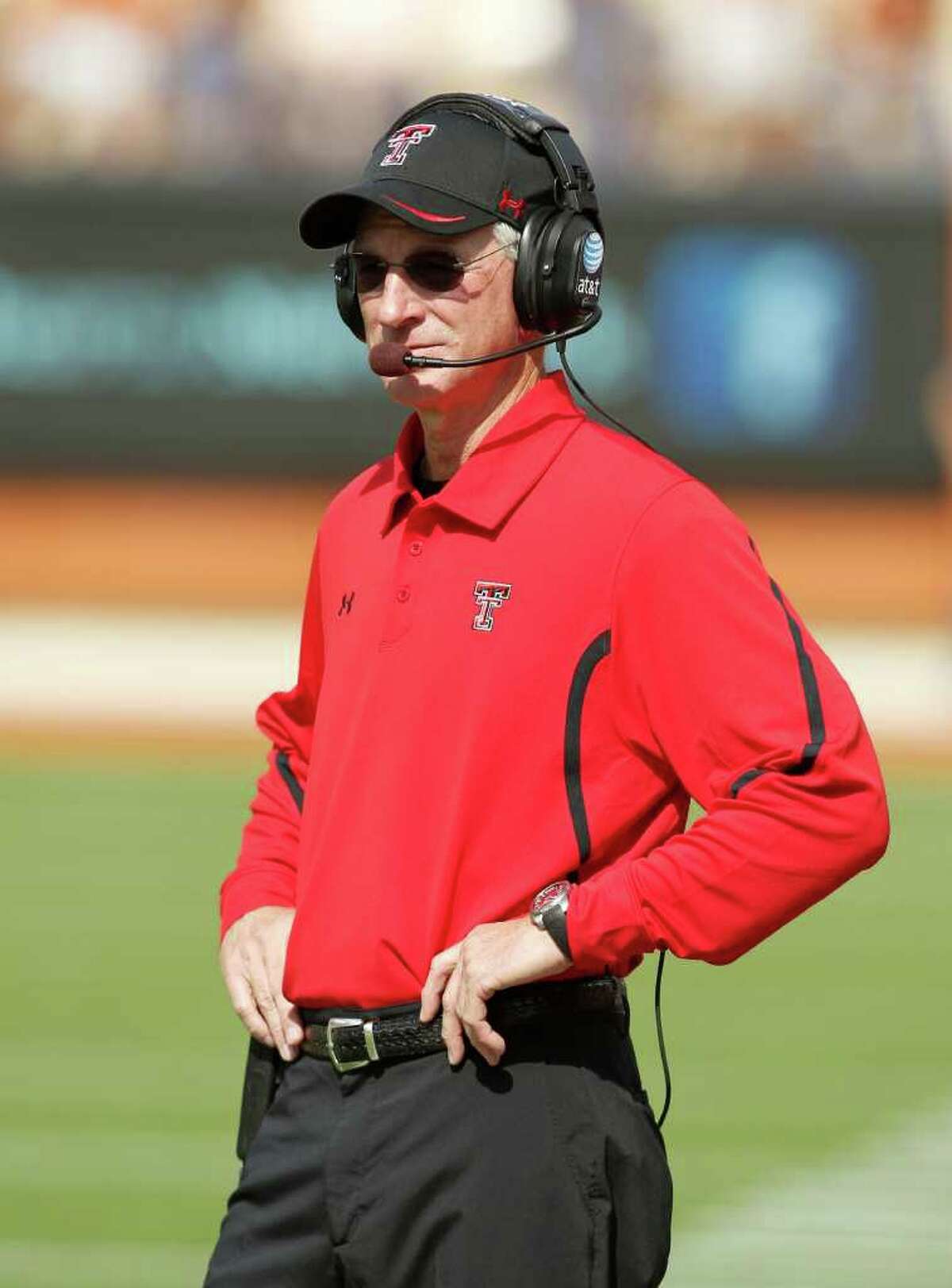 A coach may be headed for politics Former Texas Tech coach Tommy Tuberville is without a sideline job right now. But, CBSSports.com reports that he is polling to test a run for governor of Alabama in 2018. >>>Scroll through the gallery to see other sports figures who have made attempts and - and in some cases made careers in - politics