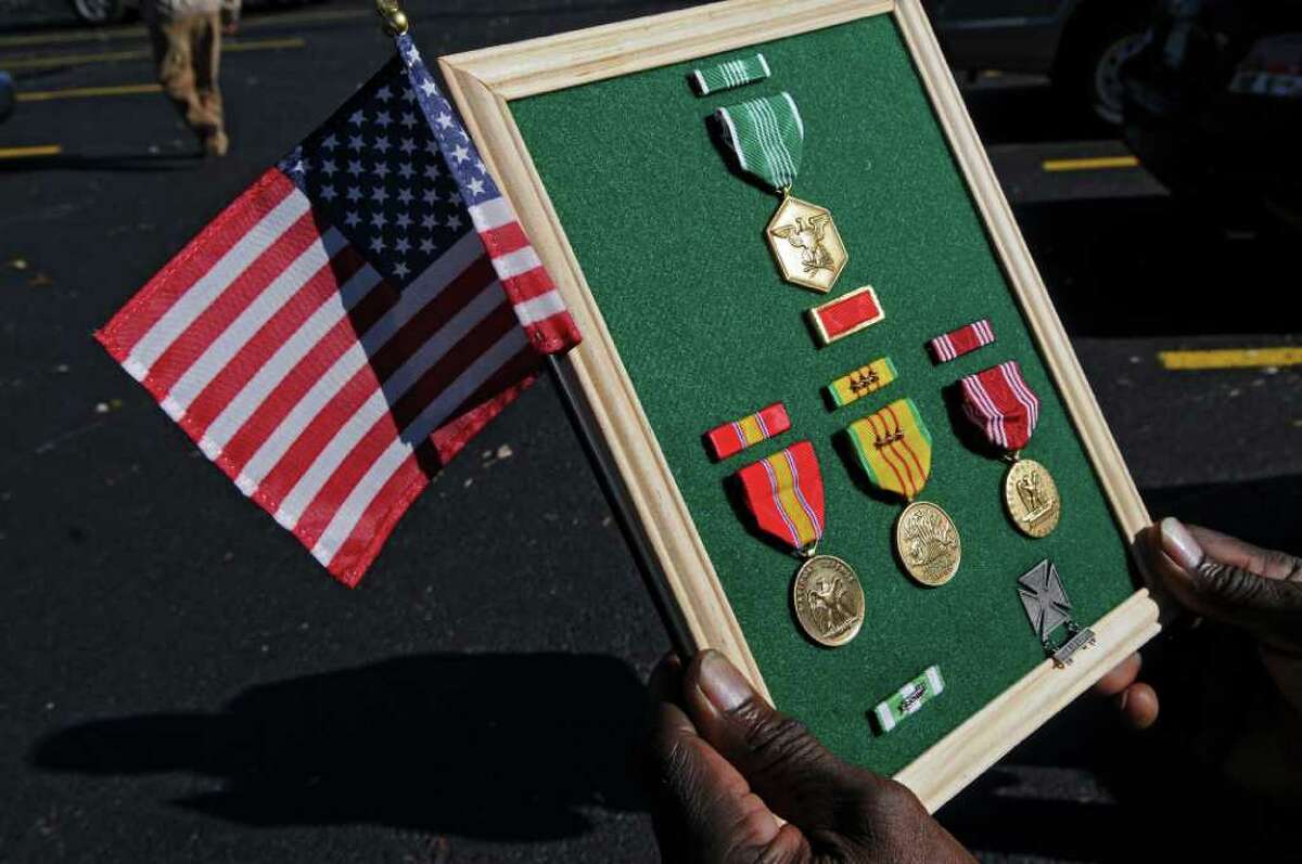 Photos: Medals For Veterans