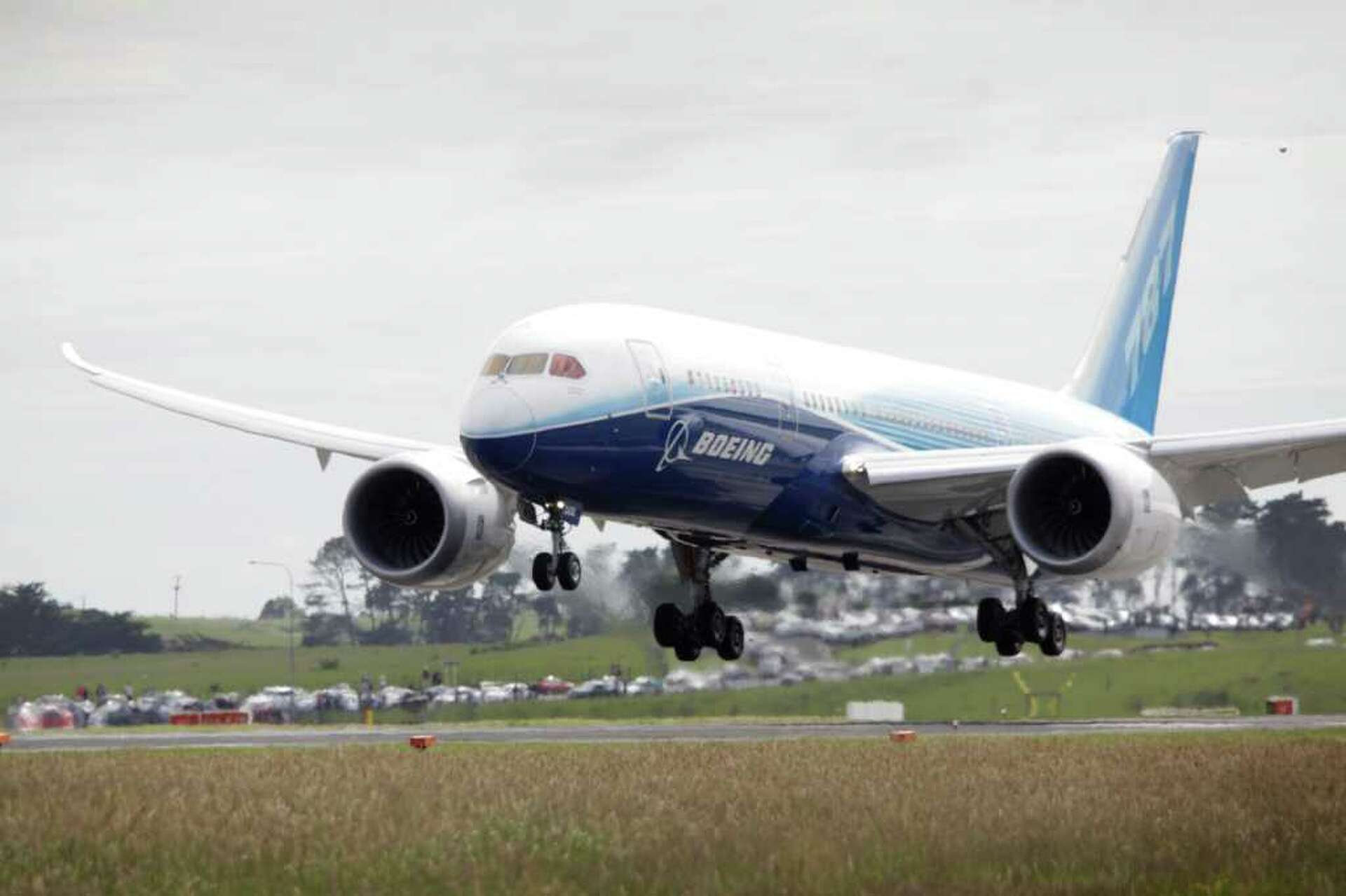 た*す様 Boeing 787 PICTURES: Boeing donates test 787-8 to Museum of Flight