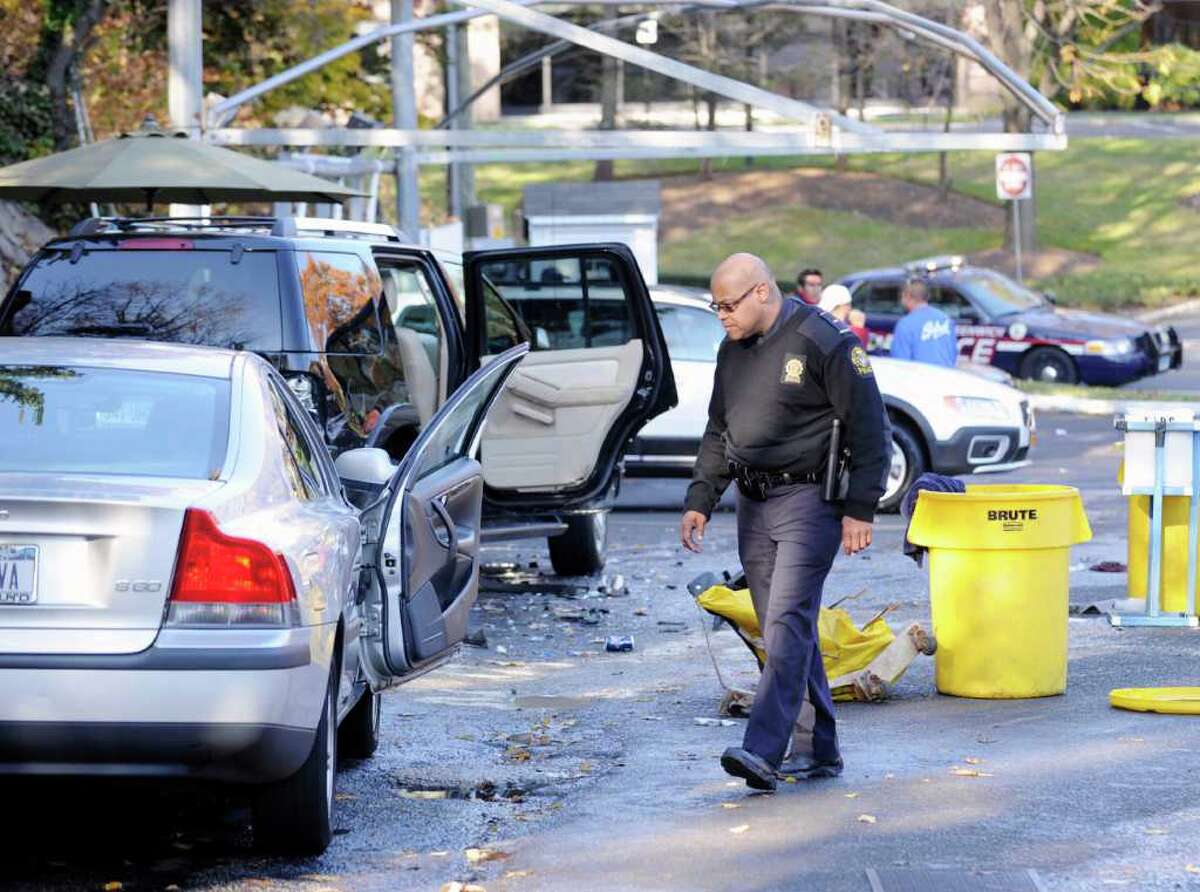 Greenwich car wash worker struck by SUV