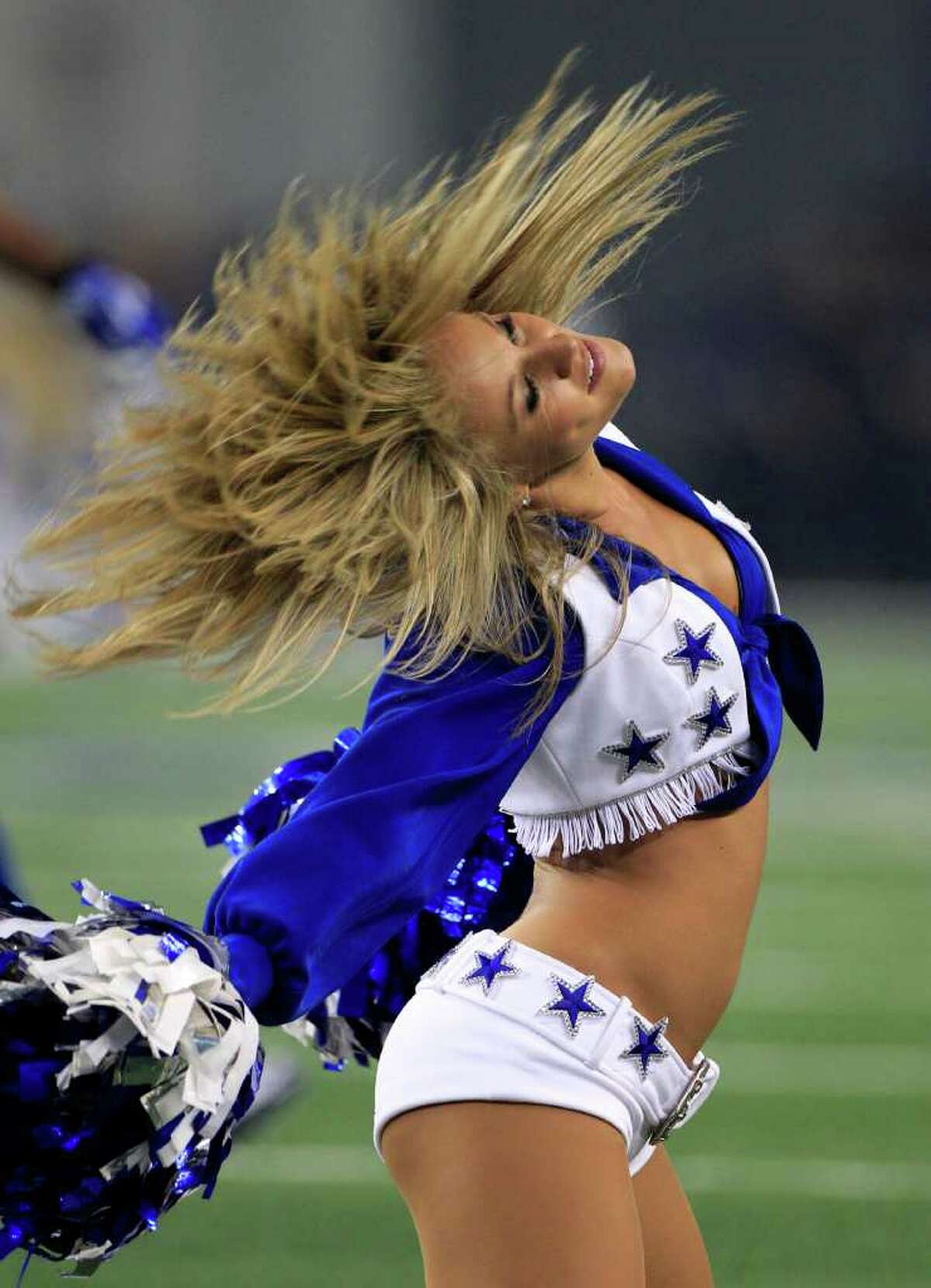 Emmitt Smith of the Dallas Cowboys carries the ball against the New   Dallas cowboys football team, Dallas cowboys, Dallas cowboys cheerleaders