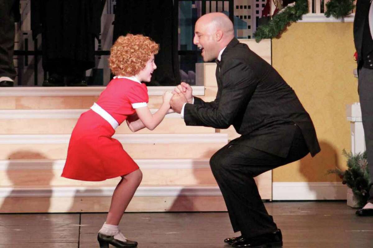 Norwalkers take the stage in 'Annie'