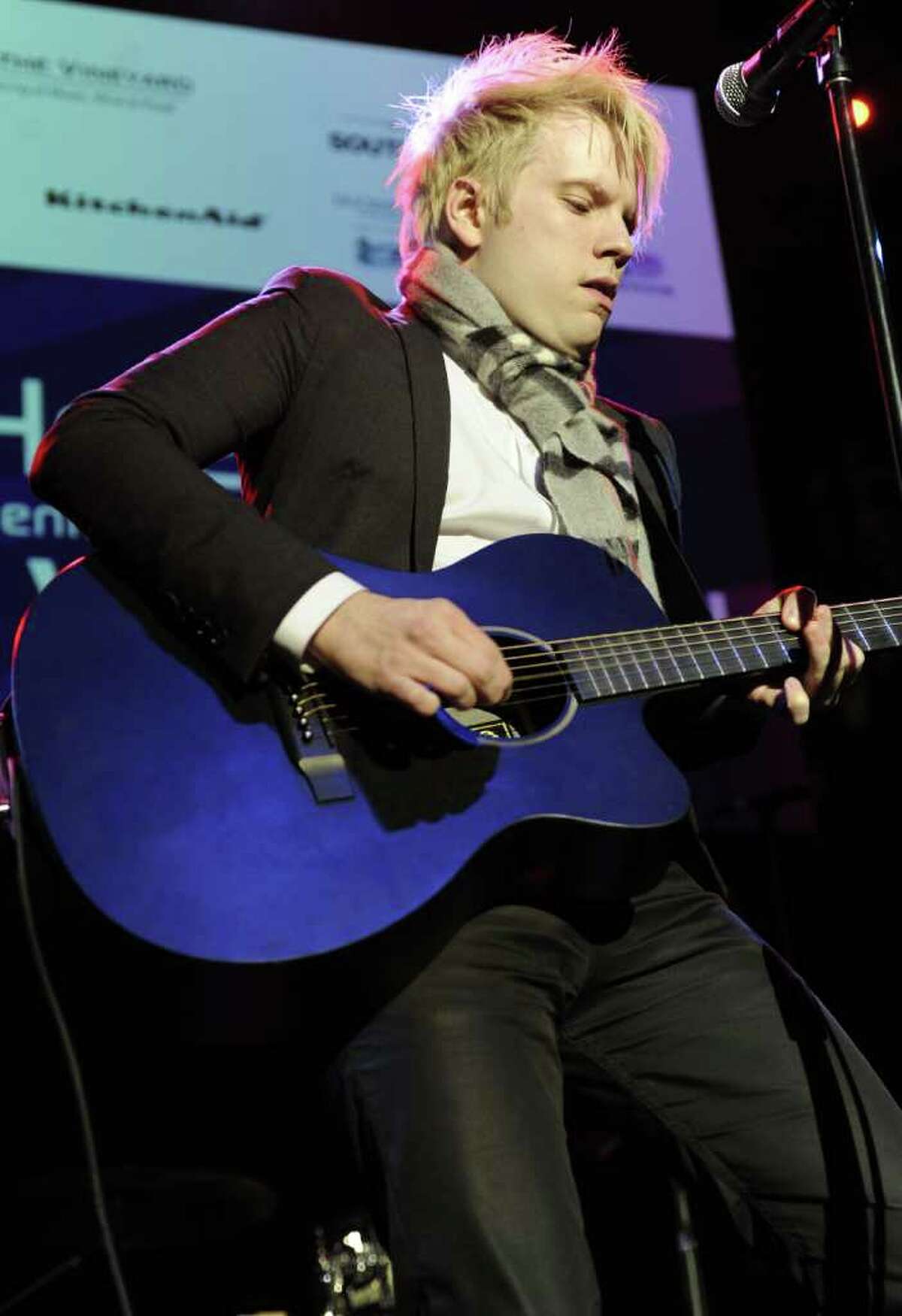 Stump finds life after Fall Out Boy