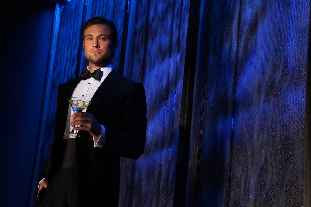 Tips for wearing, buying a tuxedo