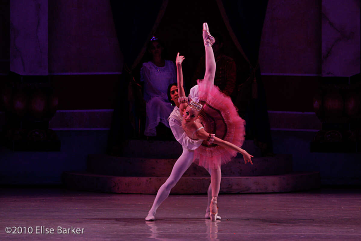 Stage 'The Nutcracker' (Ballet San Antonio)