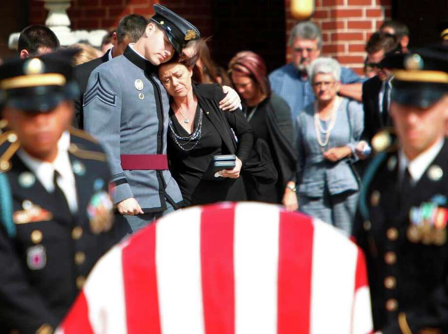 Mourners pay final respects to La Porte soldier killed in Afghanistan ...