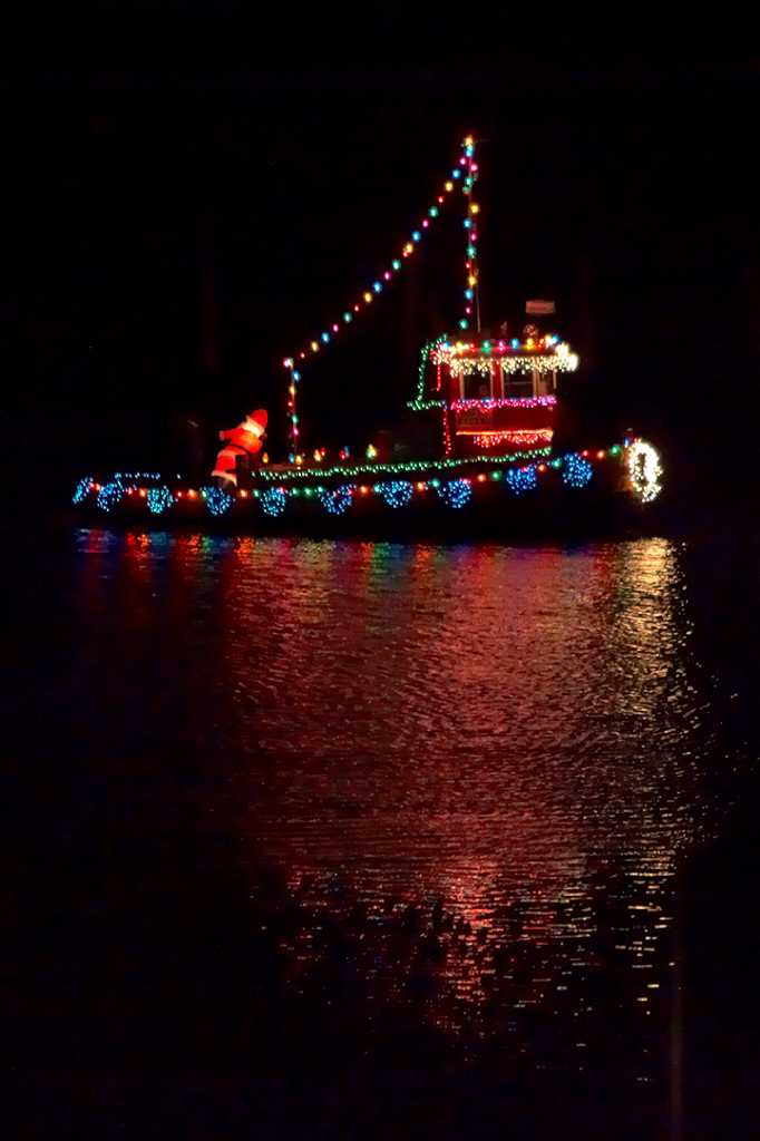 Lights on the water: Boat parade brings festive spirit to Stamford Harbor