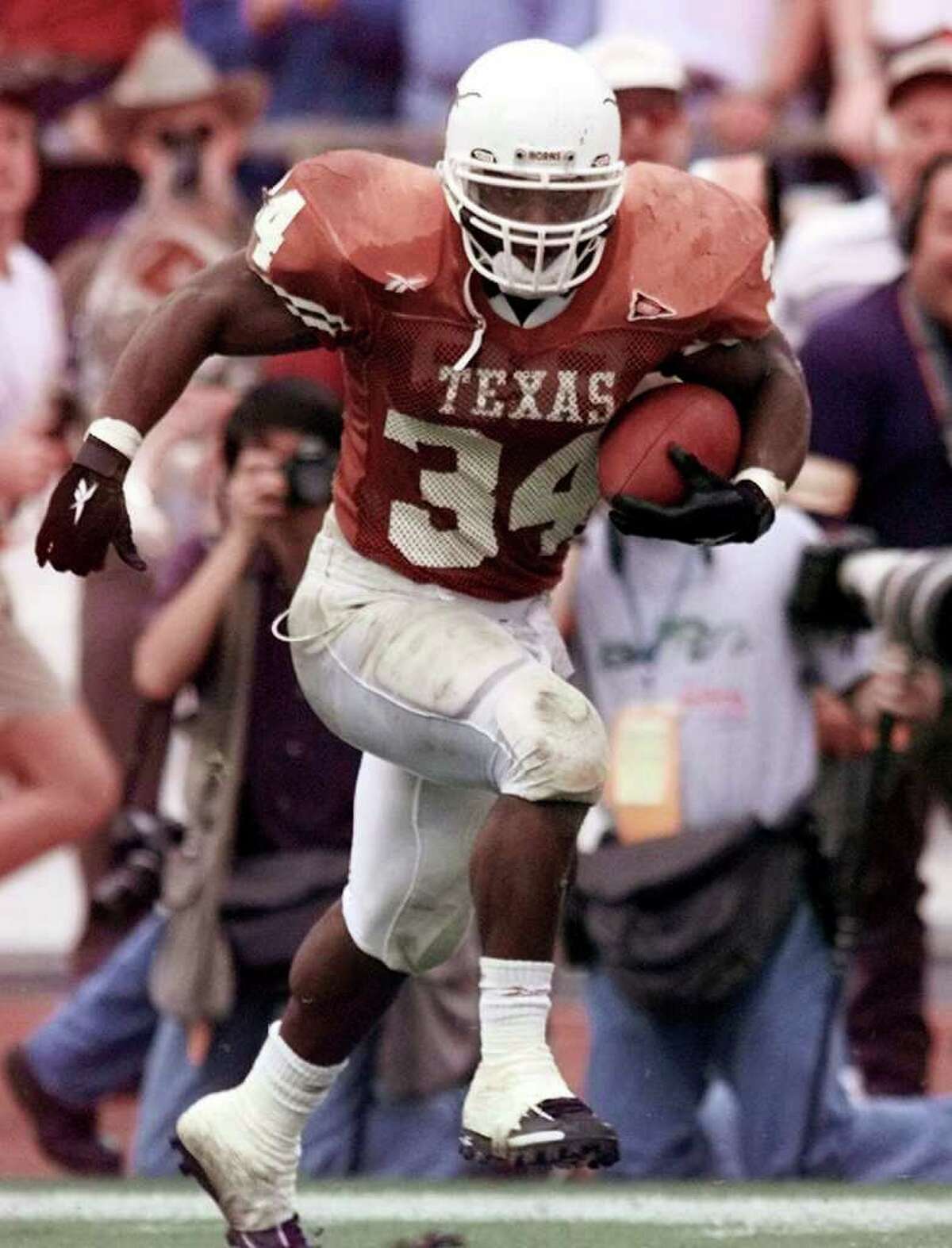 Former UT star Ricky Williams retiring from NFL