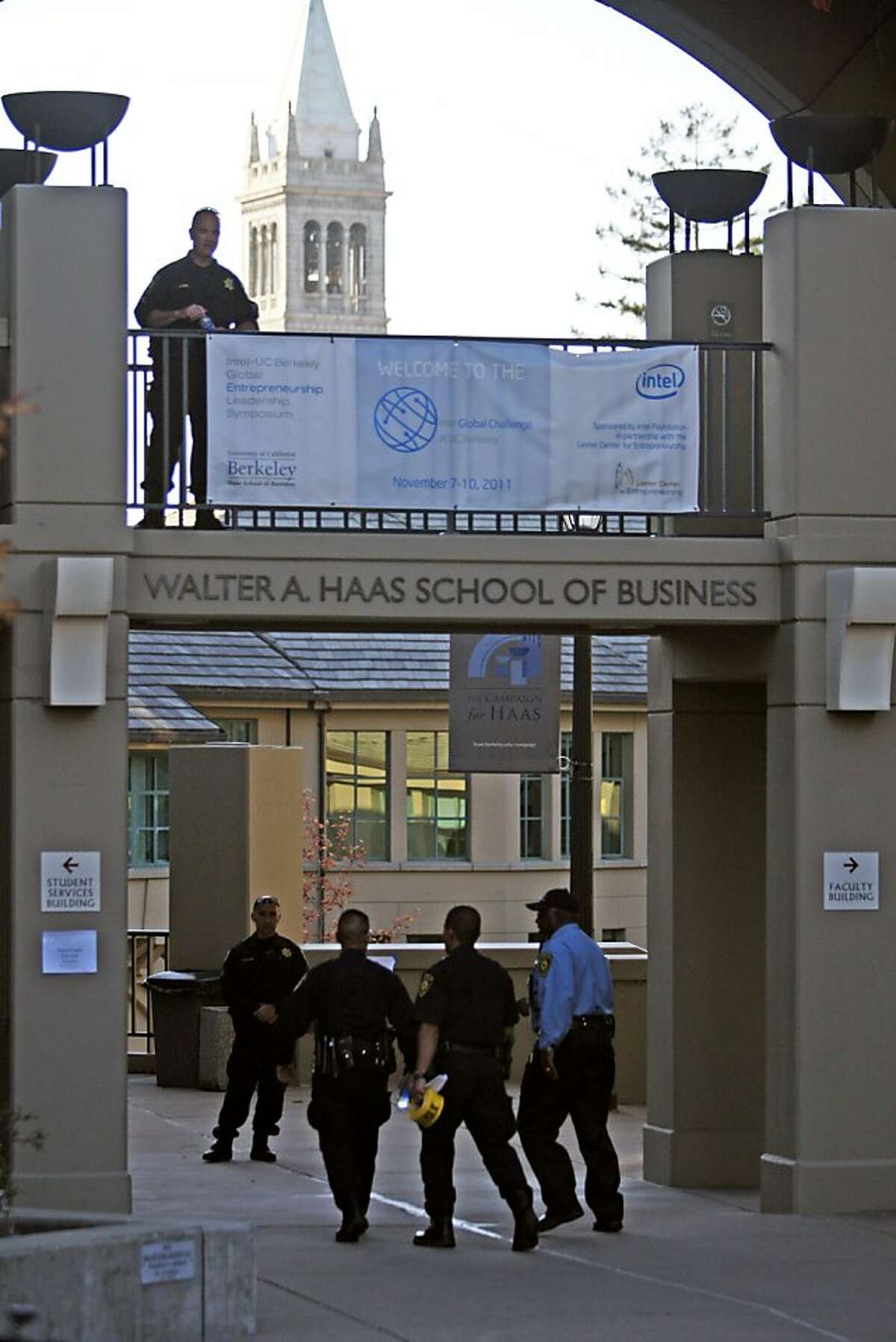 Police maintain the perimeter at the east entrance to the Haas School of Business where a shooting happened involving police and an armed suspect at UC Berkeley in Berkeley, Calif. on Tuesday Nov. 15, 2011.