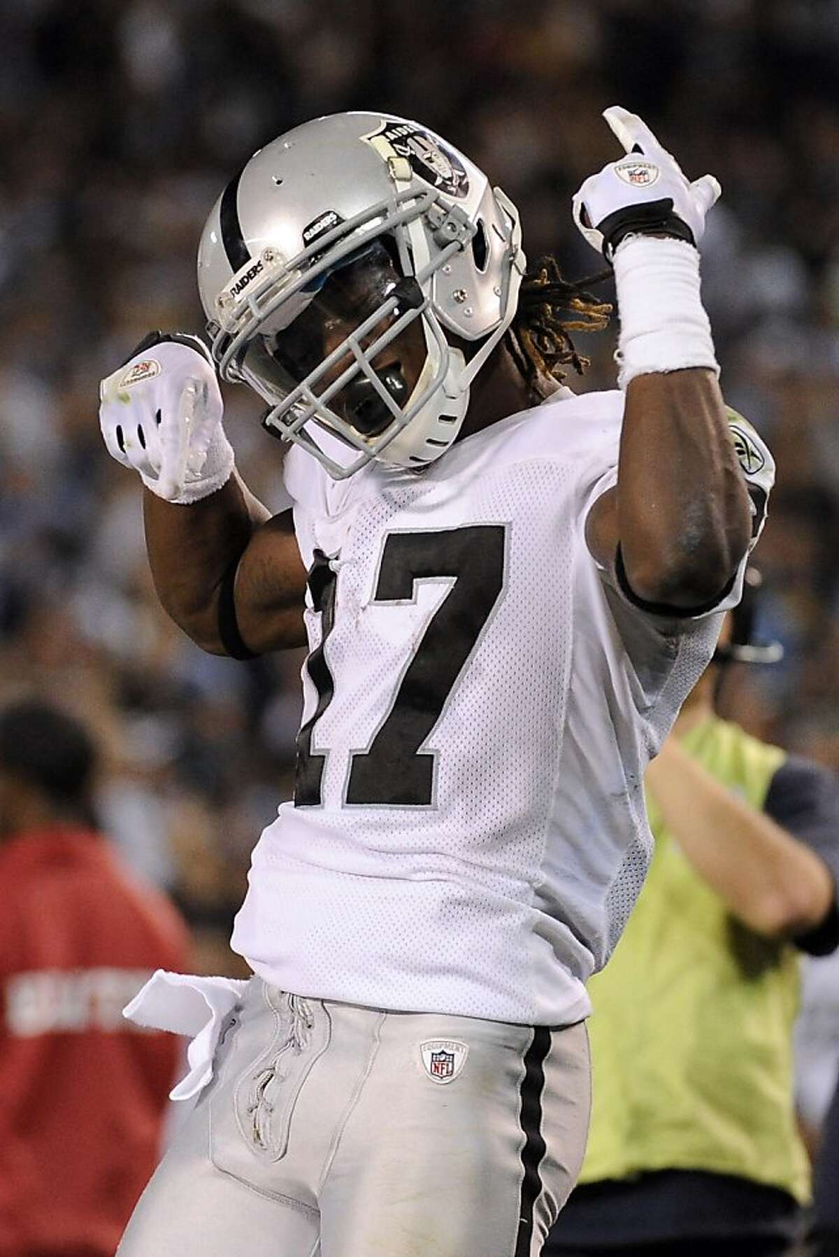 Raiders receiver Moore like a veteran