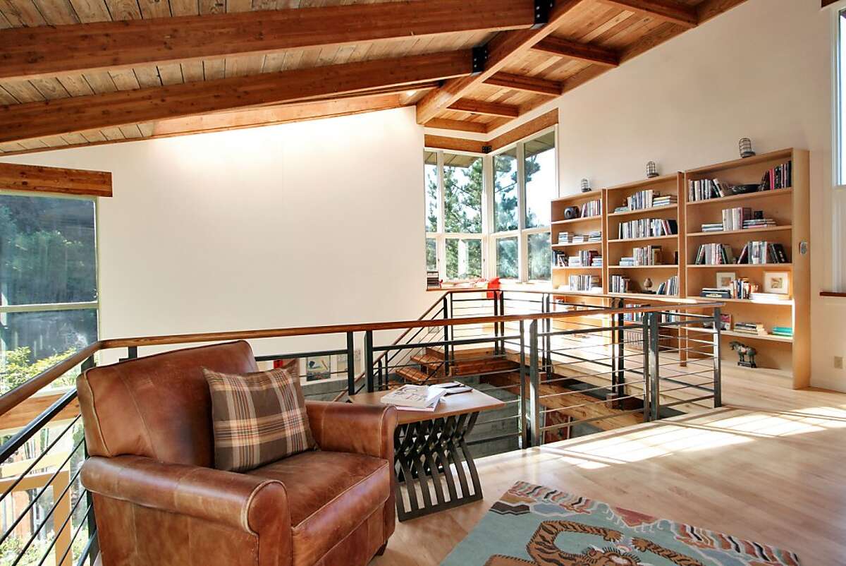 Indooroutdoor living in Upper Rockridge