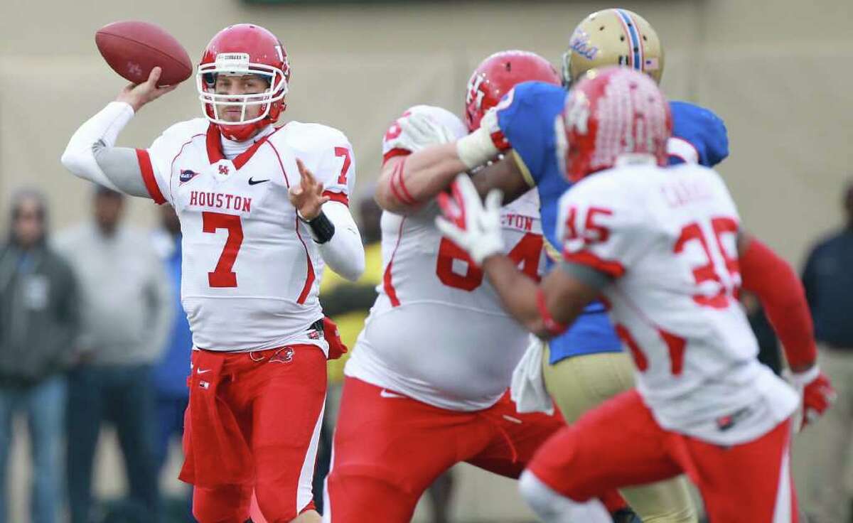 Las Vegas Bowl team history: Case Keenum sets records for Houston