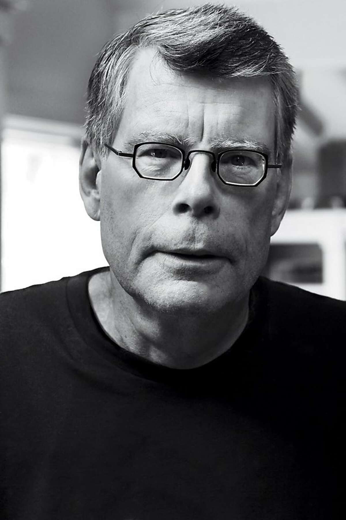 In his new novel, “11/22/63,” Stephen King goes back in time to save John F. Kennedy from Lee Harvey Oswald and shows how far he has come as America’s chief chronicler of the creepy. Illustrates BOOKS-KING (category e), by Andrew Dunn (c) 2011, Bloomberg News. Moved Tuesday, Nov. 8, 2011. (MUST CREDIT: Shane Leonard/Simon and Schuster.)